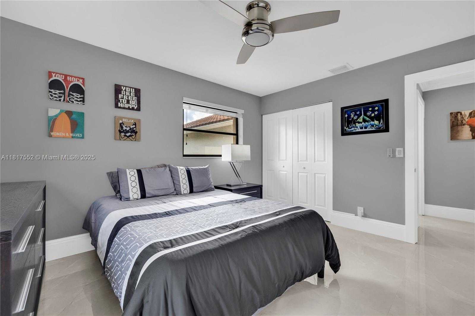 Small Image of 21595 CORONADO AVE, Boca Raton Number 19