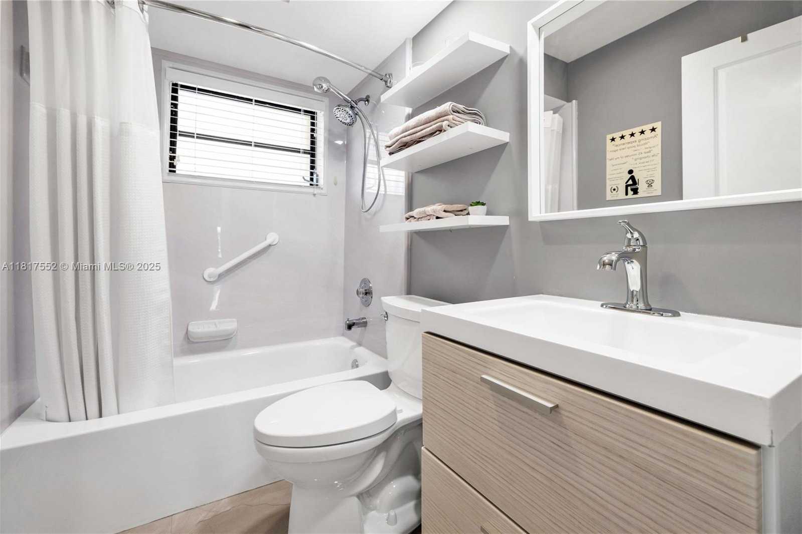 Small Image of 21595 CORONADO AVE, Boca Raton Number 20