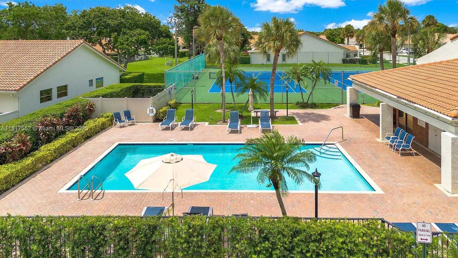 Small Image of 21595 CORONADO AVE, Boca Raton Number 28