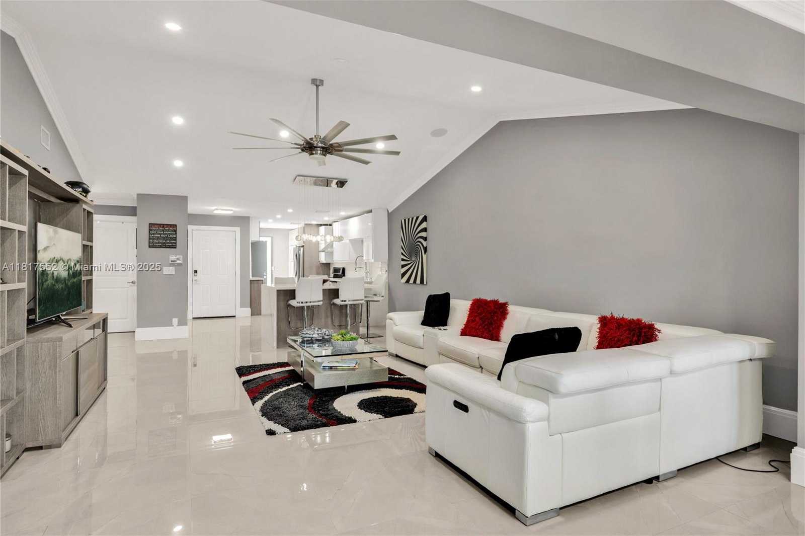 Small Image of 21595 CORONADO AVE, Boca Raton Number 6