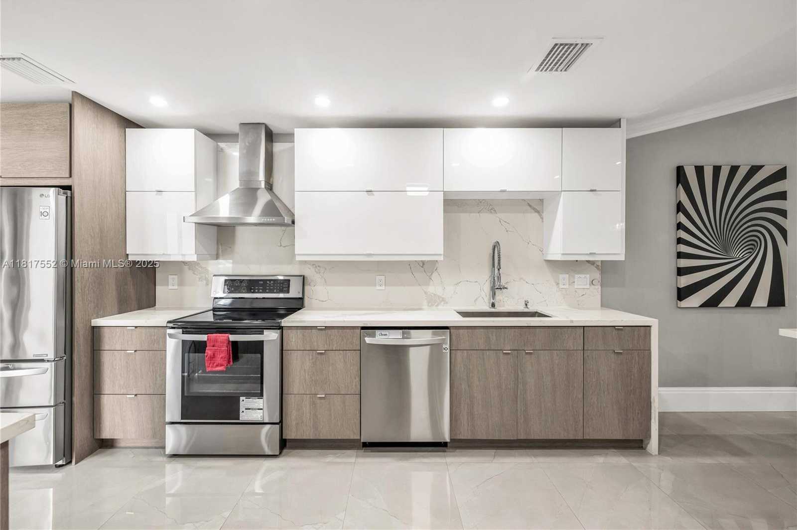 Small Image of 21595 CORONADO AVE, Boca Raton Number 9