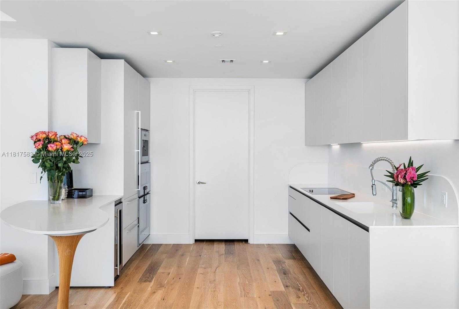 Small Image of 16901 COLLINS AVE #902, Sunny Isles Beach Number 9