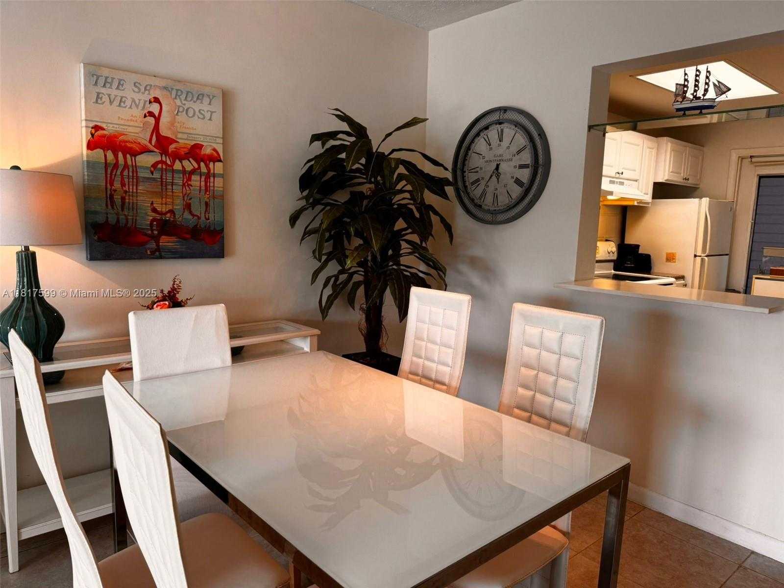 Small Image of 470 PARADISE ISLE BLVD #206, Hallandale Beach Number 12