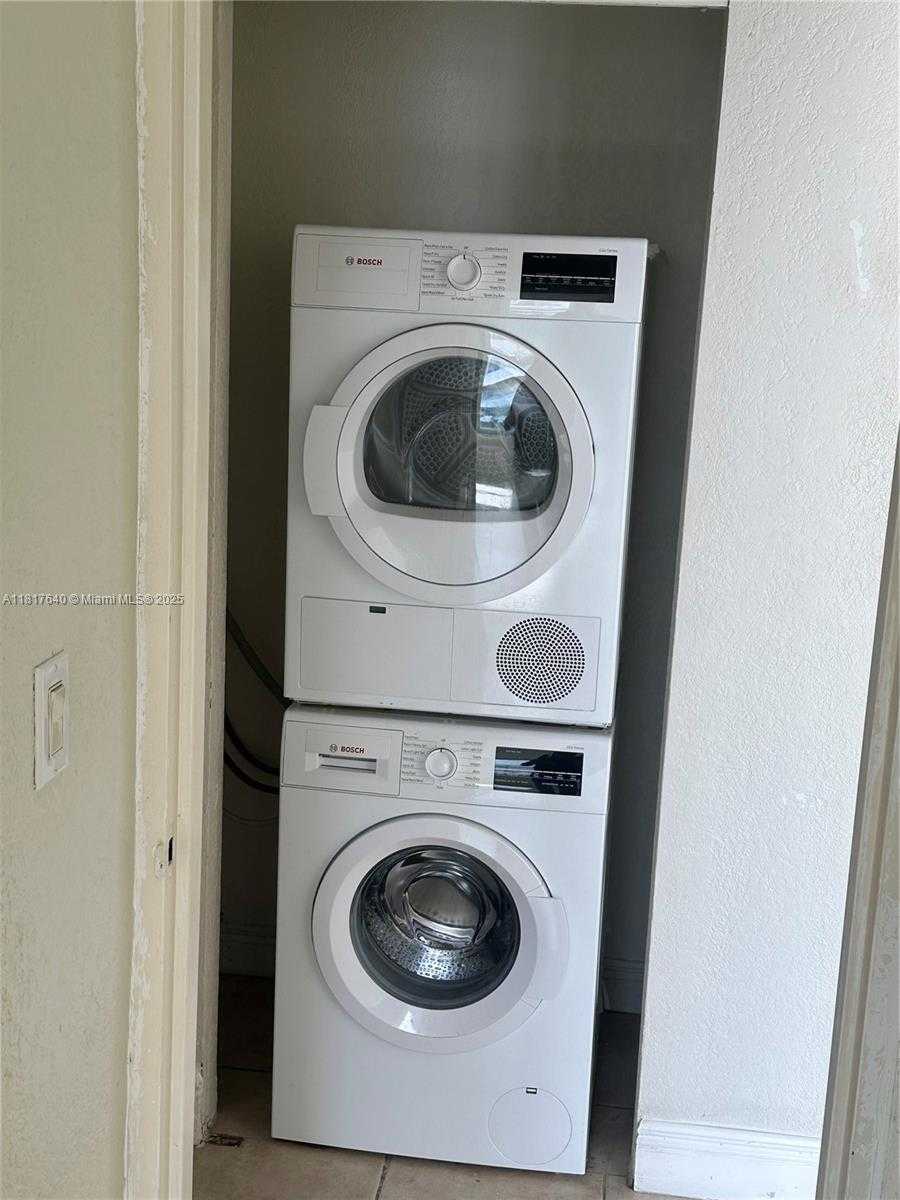 Small Image of 10350 WEST BAY HARBOR DR #4F, Bay Harbor Islands Number 10