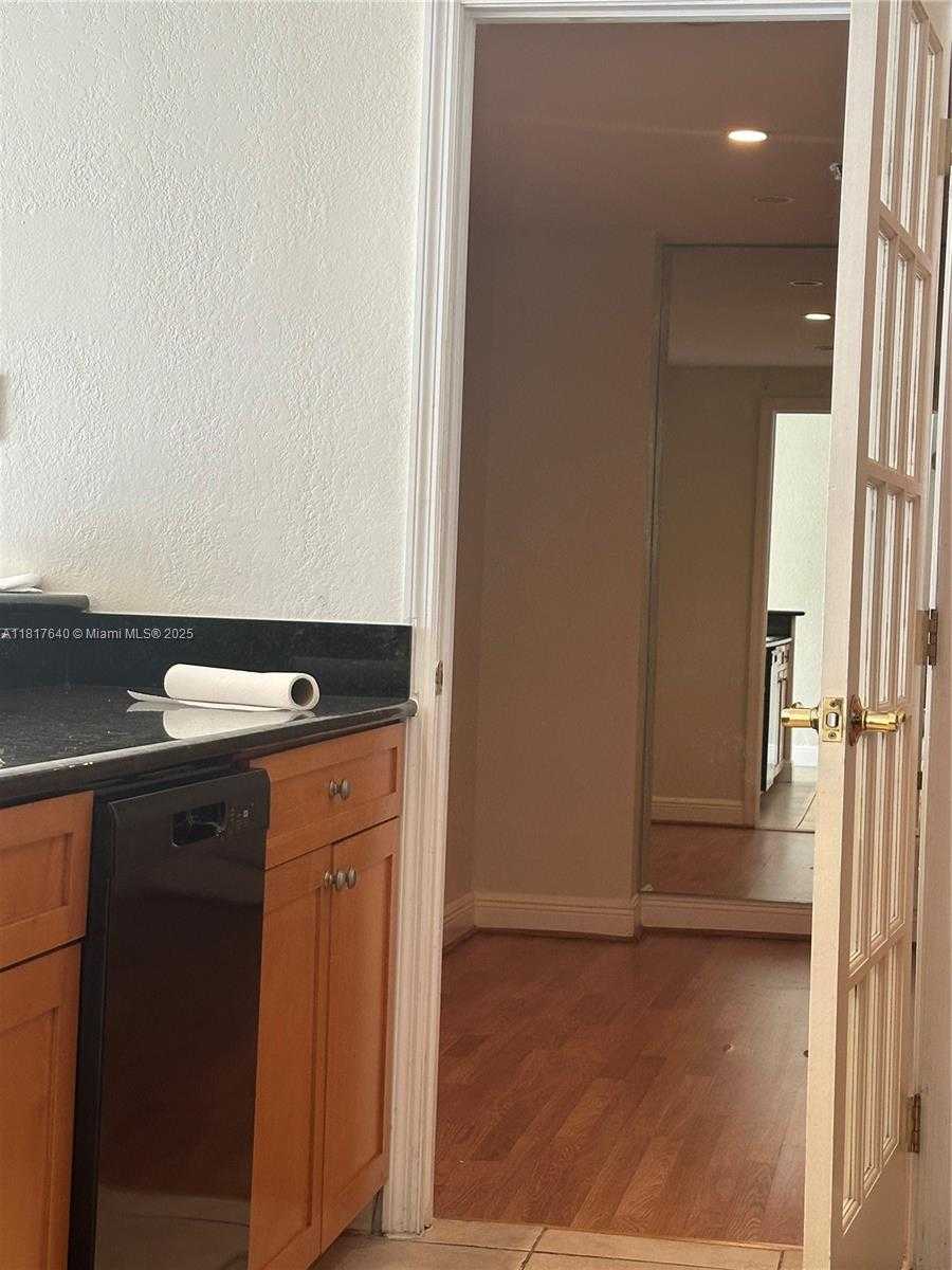 Small Image of 10350 WEST BAY HARBOR DR #4F, Bay Harbor Islands Number 4