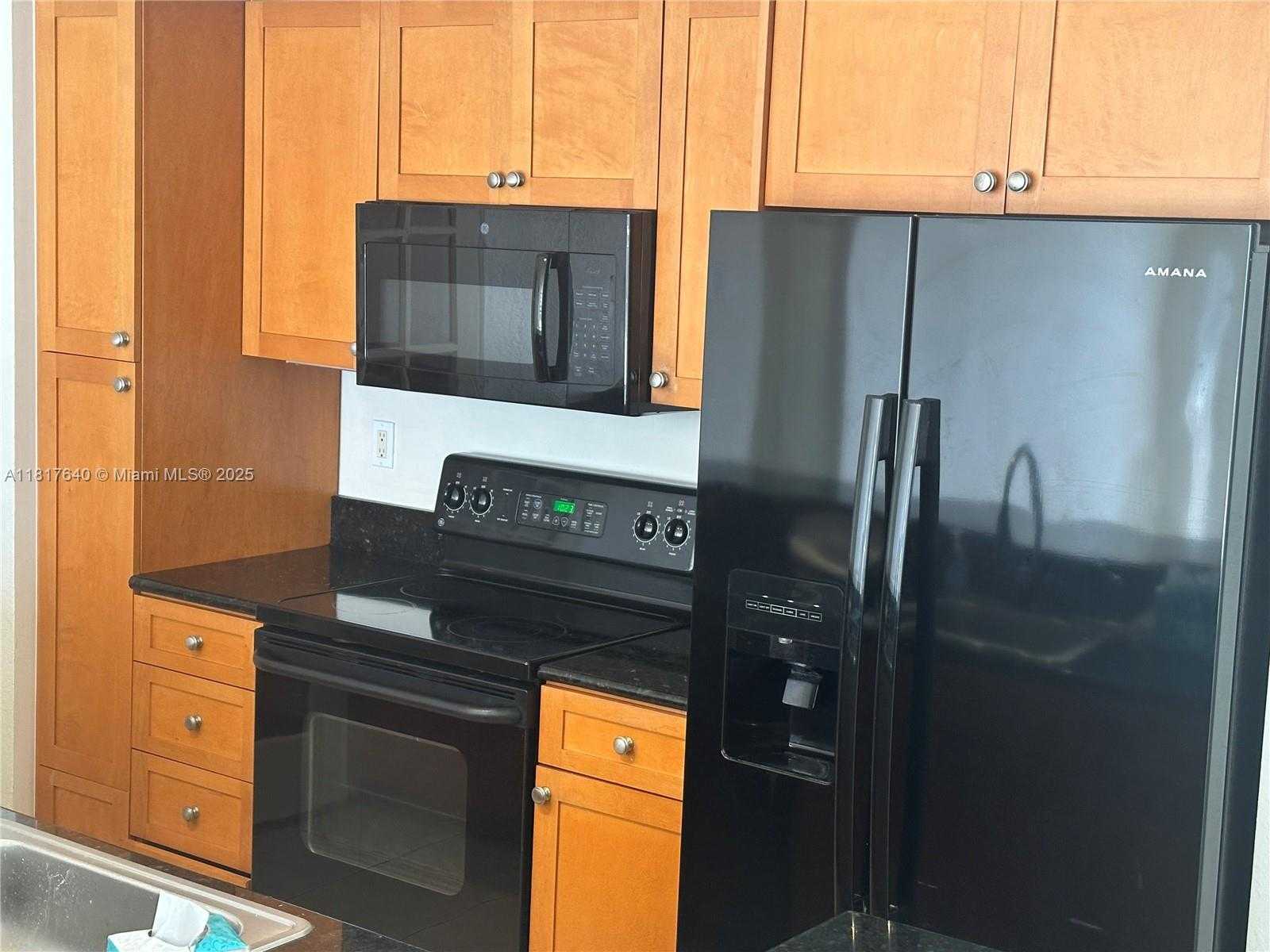 Small Image of 10350 WEST BAY HARBOR DR #4F, Bay Harbor Islands Number 6