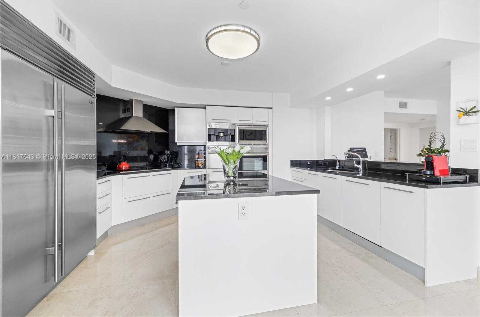 Small Image of 1331 BRICKELL BAY DR #4001, Miami Number 10