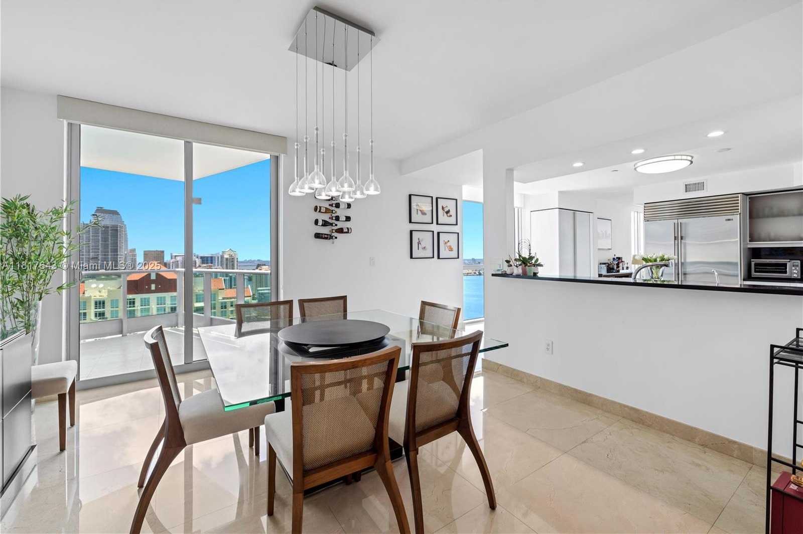 Small Image of 1331 BRICKELL BAY DR #4001, Miami Number 16
