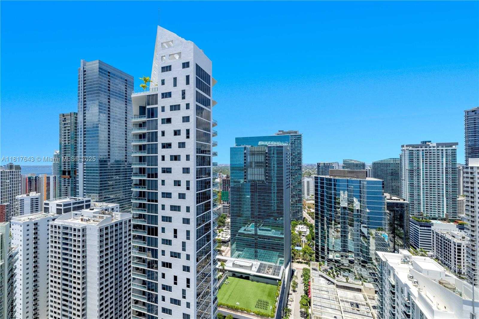 Small Image of 1331 BRICKELL BAY DR #4001, Miami Number 34