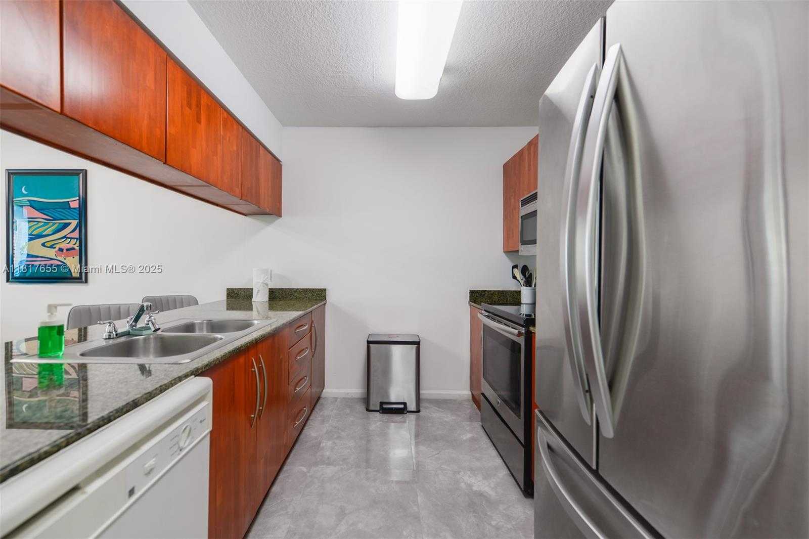 Small Image of 1200 BRICKELL BAY DR #2112, Miami Number 9