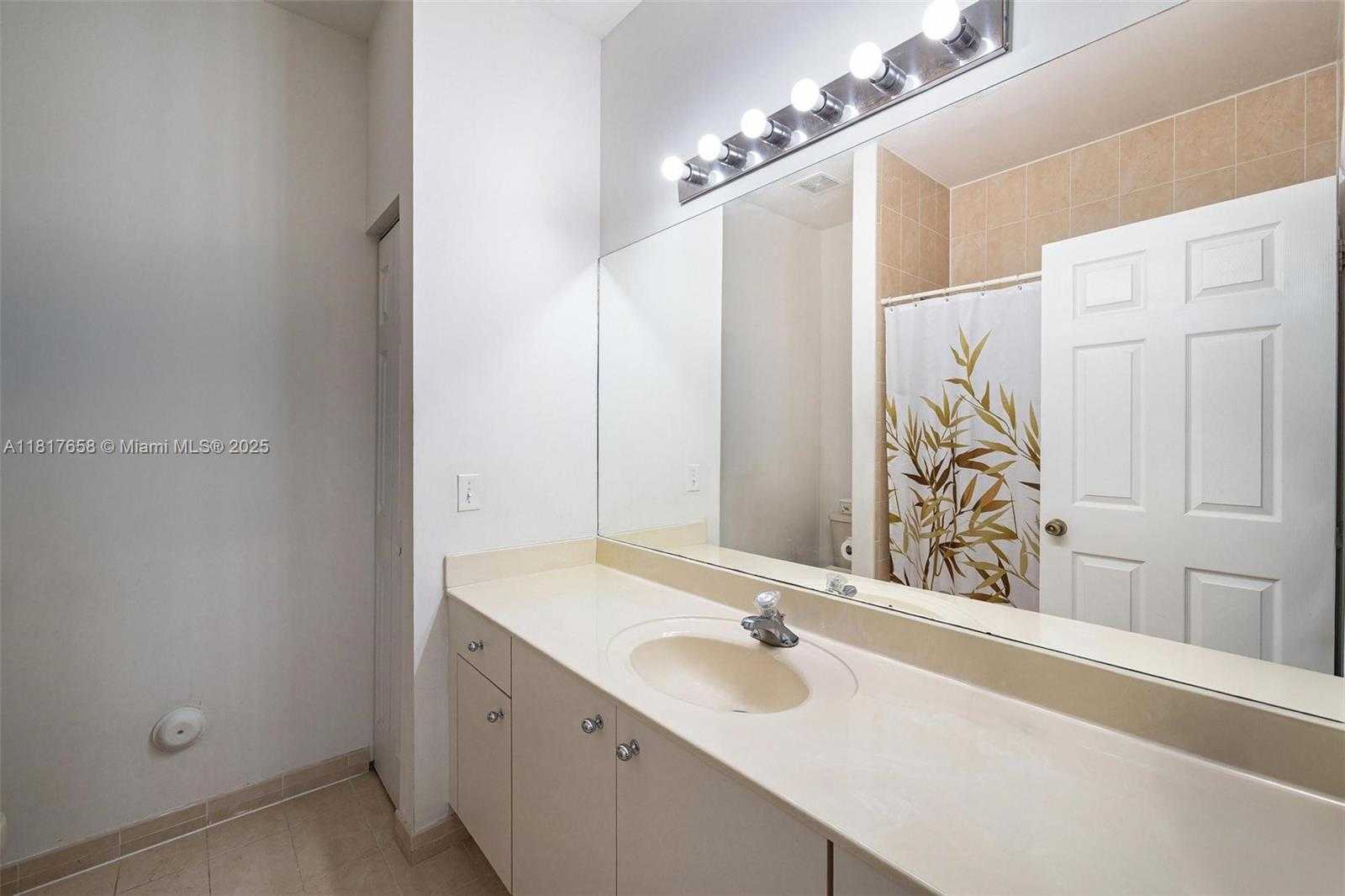 Small Image of 2741 NORTH EAST 4TH ST #204, Homestead Number 3