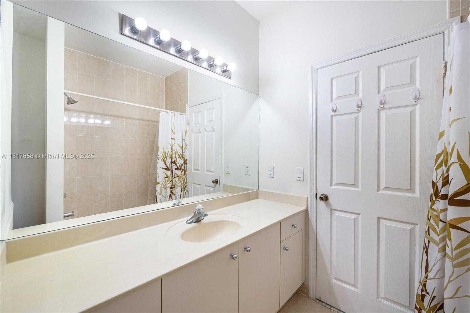 Small Image of 2741 NORTH EAST 4TH ST #204, Homestead Number 6