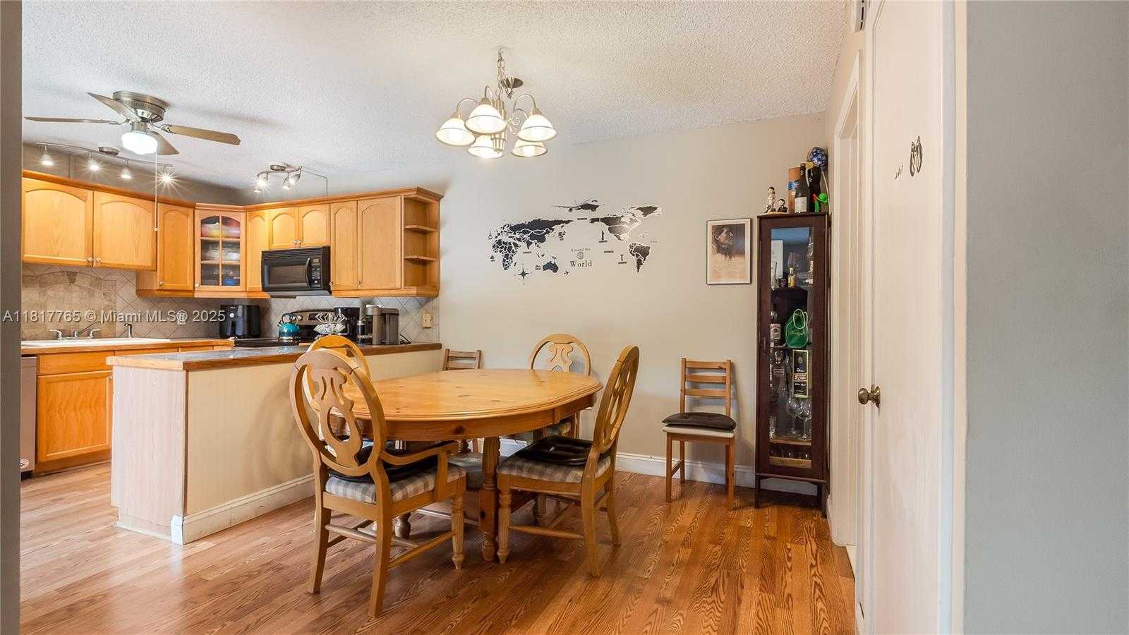 Small Image of 4167 FOREST HILL DR, Cooper City Number 13