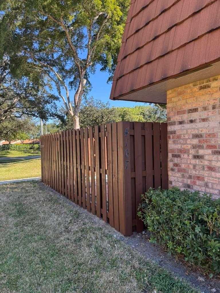 Small Image of 4167 FOREST HILL DR, Cooper City Number 31