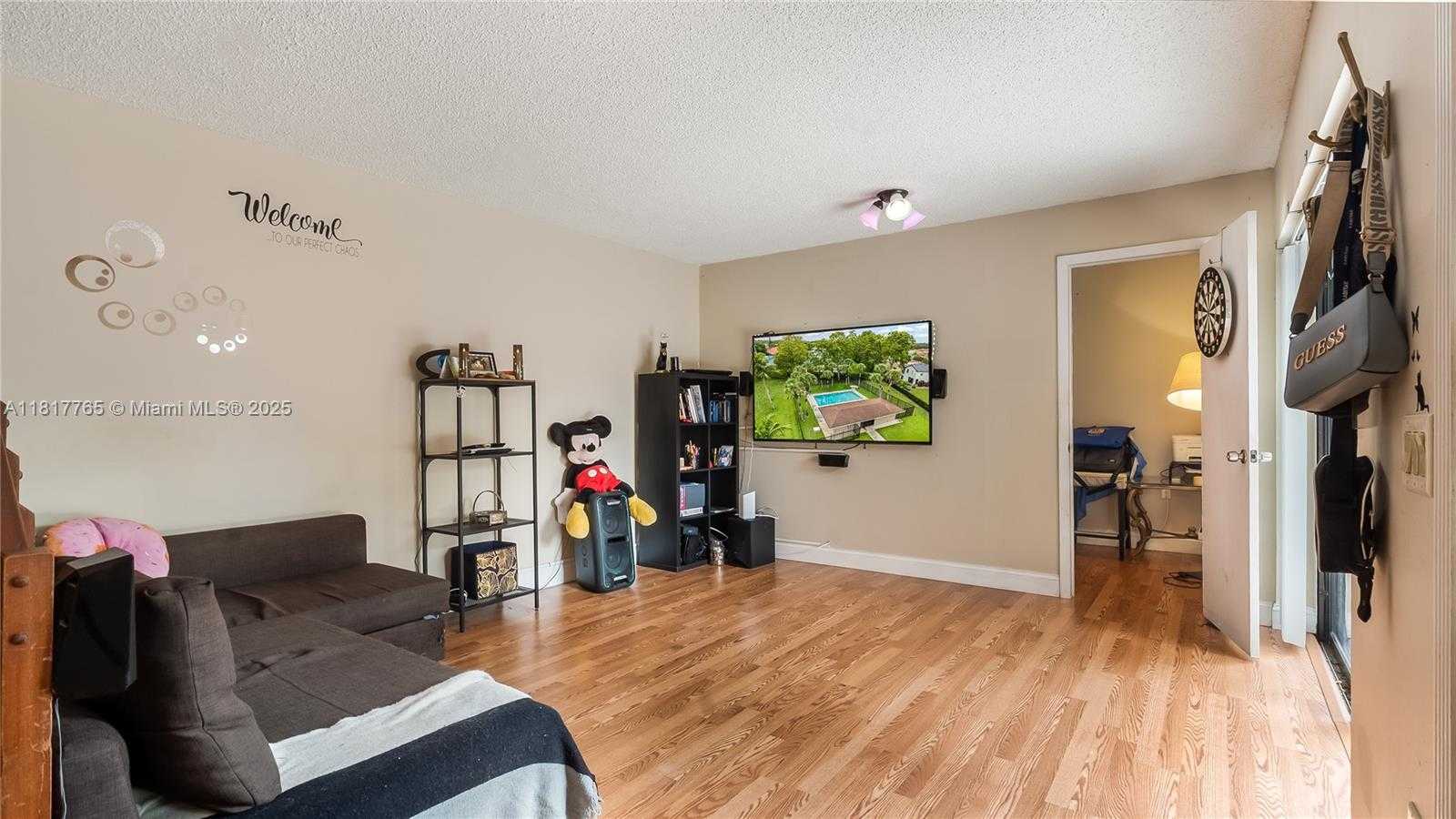 Small Image of 4167 FOREST HILL DR, Cooper City Number 8