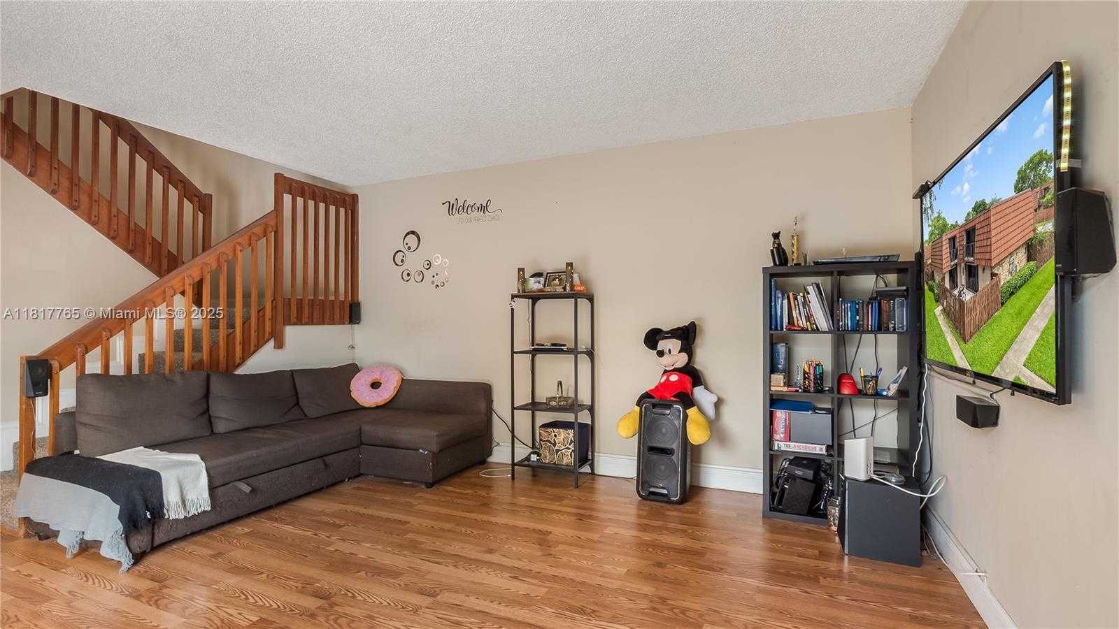 Small Image of 4167 FOREST HILL DR, Cooper City Number 9