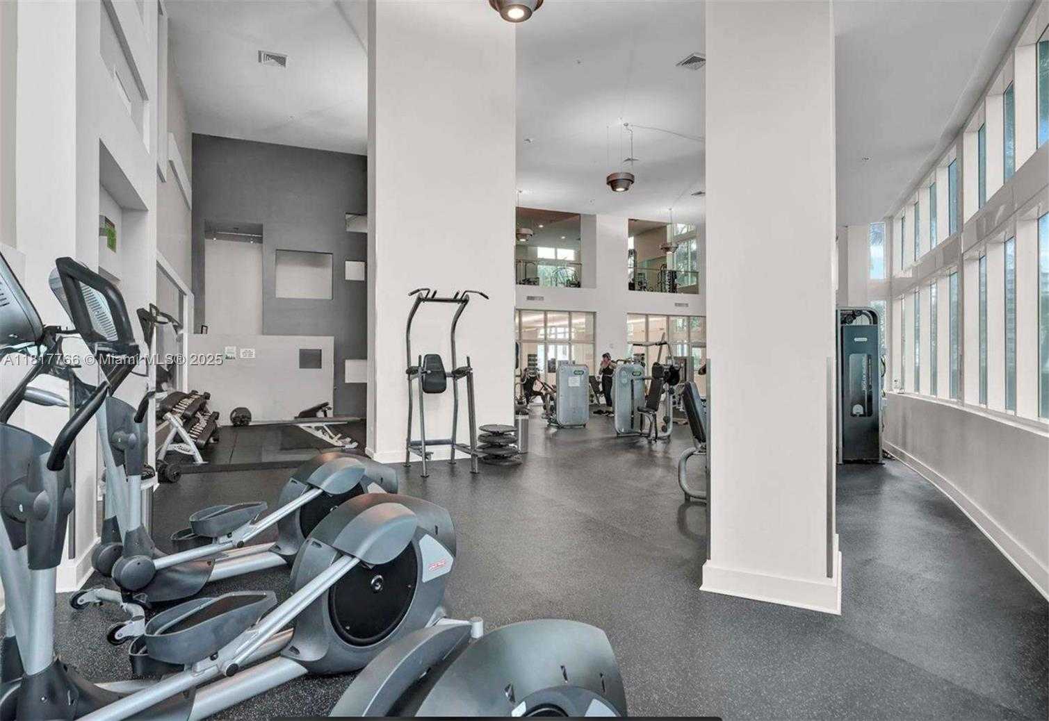 Small Image of 1900 NORTH BAYSHORE DR #3909, Miami Number 13