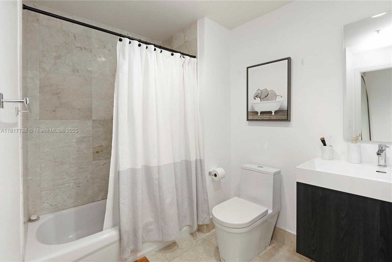 Small Image of 10 ARAGON AVE #919, Coral Gables Number 11