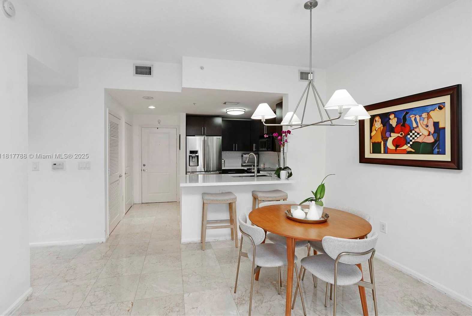 Small Image of 10 ARAGON AVE #919, Coral Gables Number 7