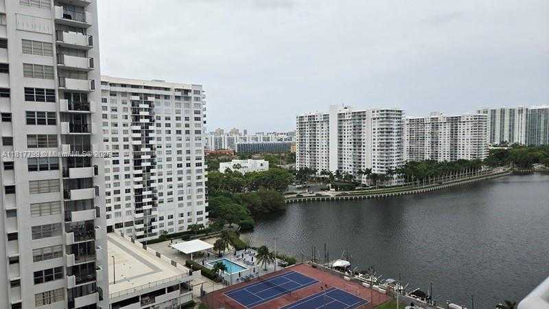 Small Image of 18051 BISCAYNE BLVD #1501, Aventura Number 25