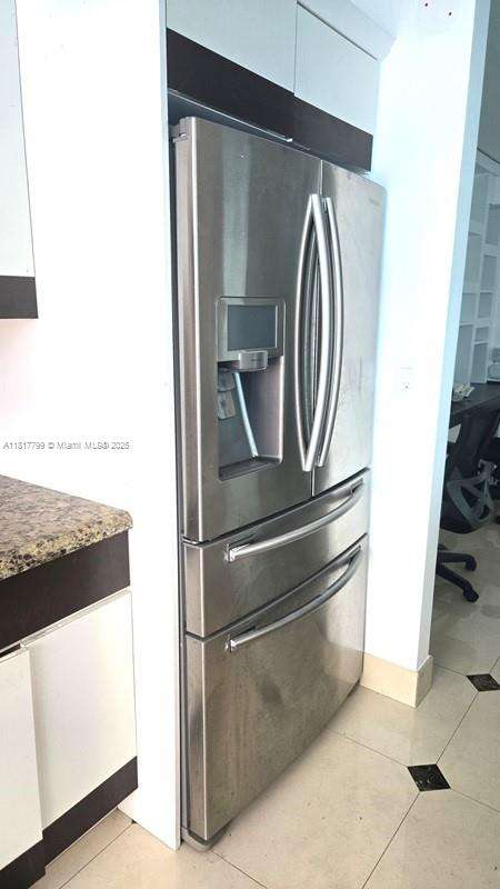 Small Image of 18051 BISCAYNE BLVD #1501, Aventura Number 3
