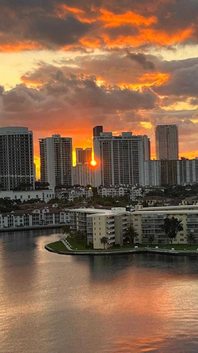 Small Image of 18051 BISCAYNE BLVD #1501, Aventura Number 40