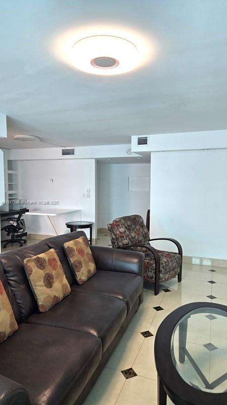Small Image of 18051 BISCAYNE BLVD #1501, Aventura Number 8