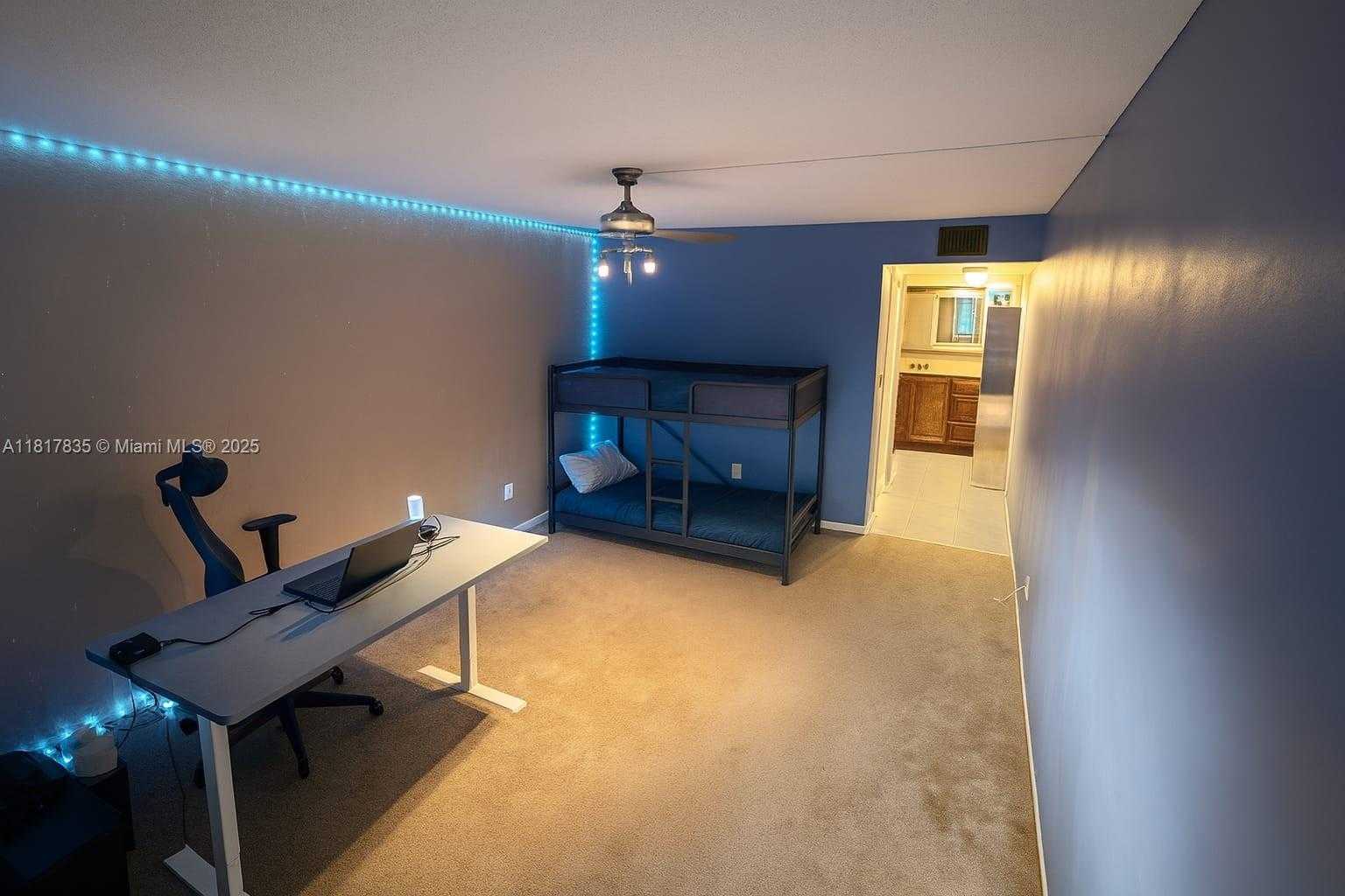 Small Image of 23385 SOUTH BARWOOD LN S #408, Boca Raton Number 3