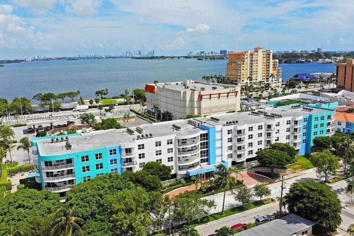Small Image of 1555 NORTH TREASURE DR #304, North Bay Village Number 24