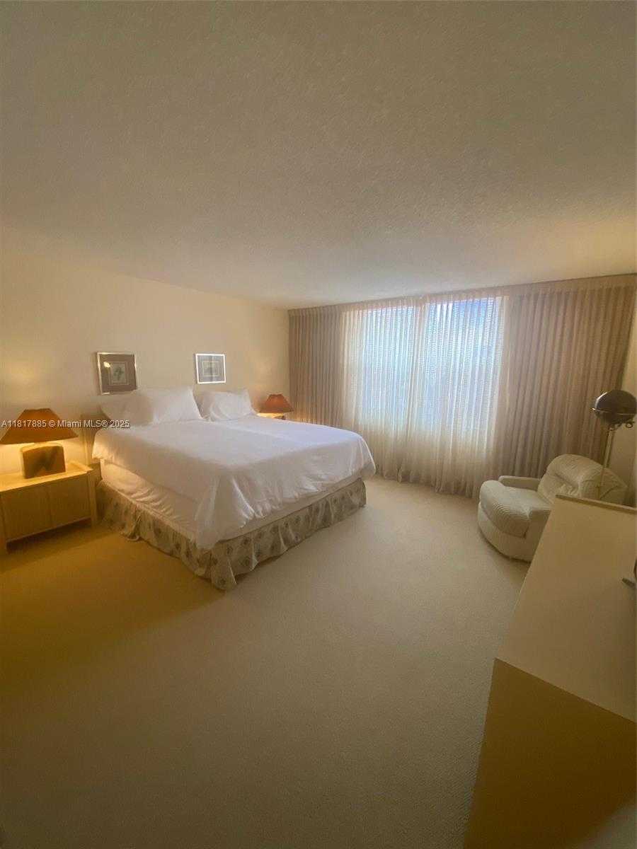 Small Image of 1865 SOUTH OCEAN DR #2G, Hallandale Beach Number 19