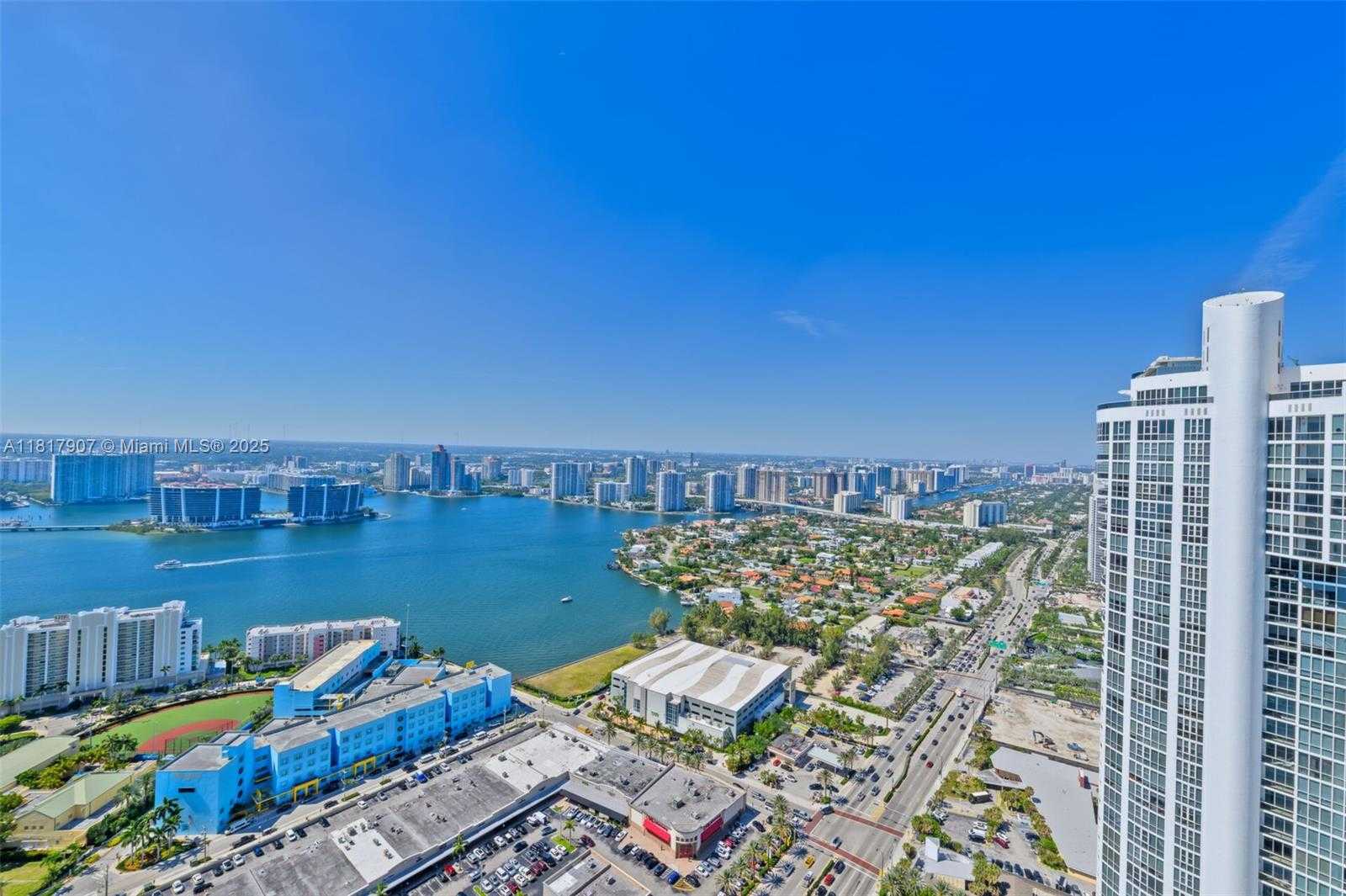 Small Image of 18101 COLLINS AVE #5401, Sunny Isles Beach Number 43