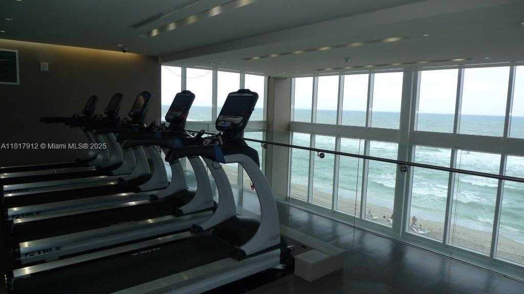 Small Image of 1830 SOUTH OCEAN DR #1705, Hallandale Beach Number 22