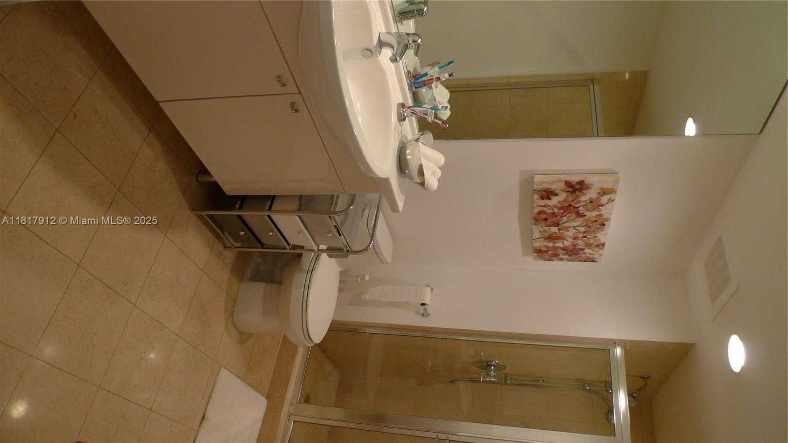 Small Image of 1830 SOUTH OCEAN DR #1705, Hallandale Beach Number 9