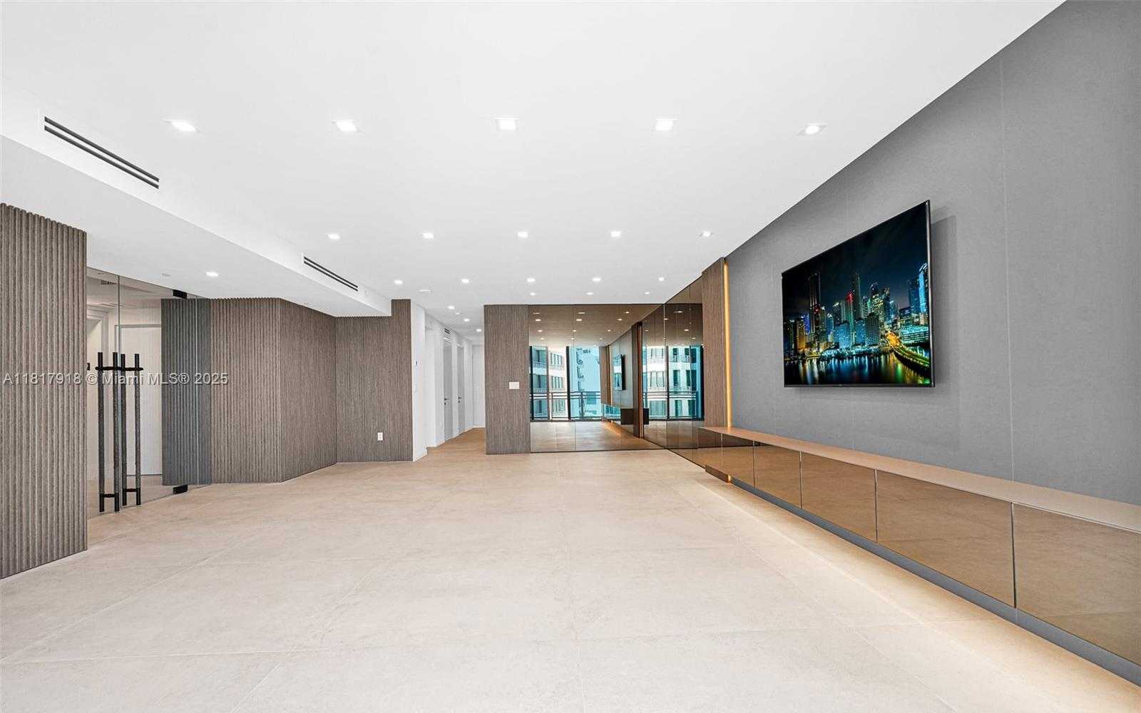 Small Image of 3535 SOUTH OCEAN DRIVE #1003, Hollywood Number 12