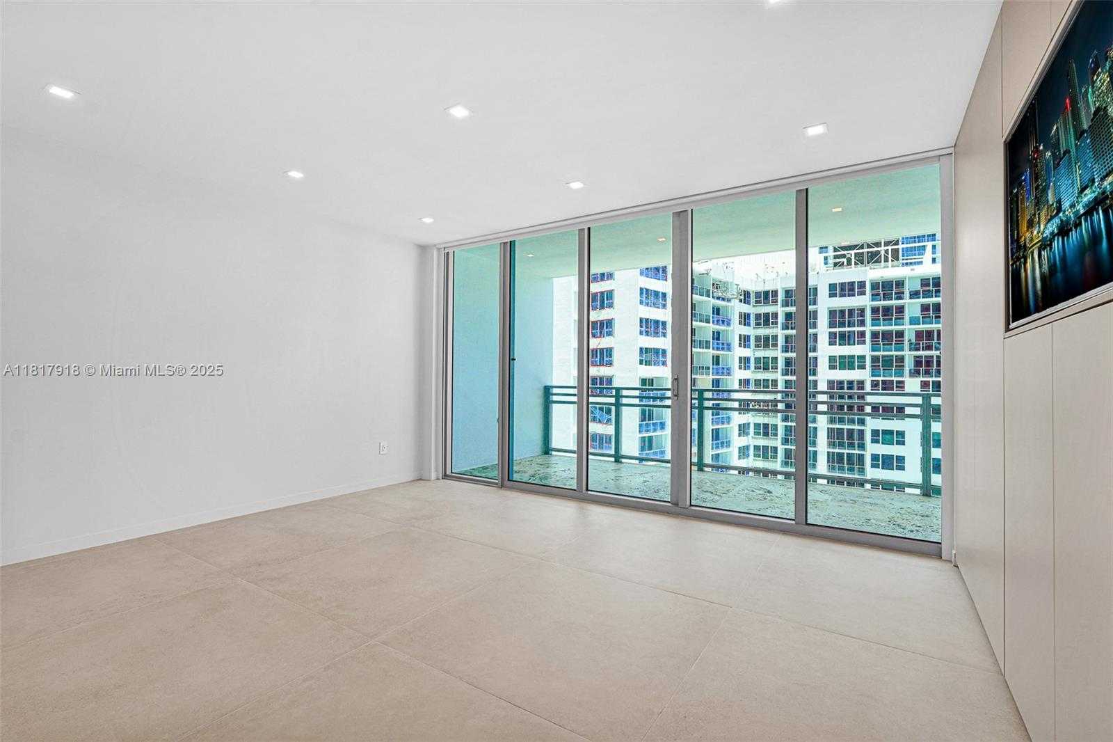 Small Image of 3535 SOUTH OCEAN DRIVE #1003, Hollywood Number 24