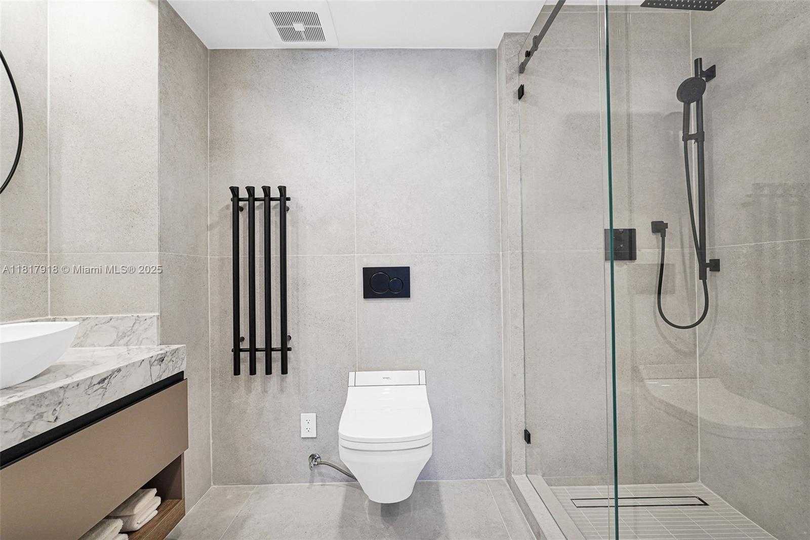 Small Image of 3535 SOUTH OCEAN DRIVE #1003, Hollywood Number 25