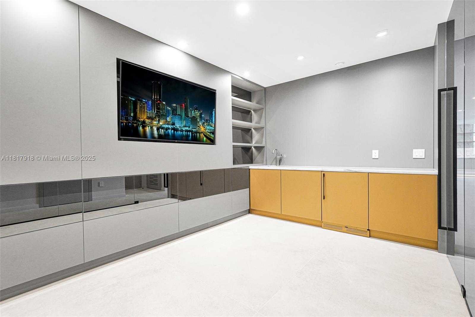 Small Image of 3535 SOUTH OCEAN DRIVE #1003, Hollywood Number 26