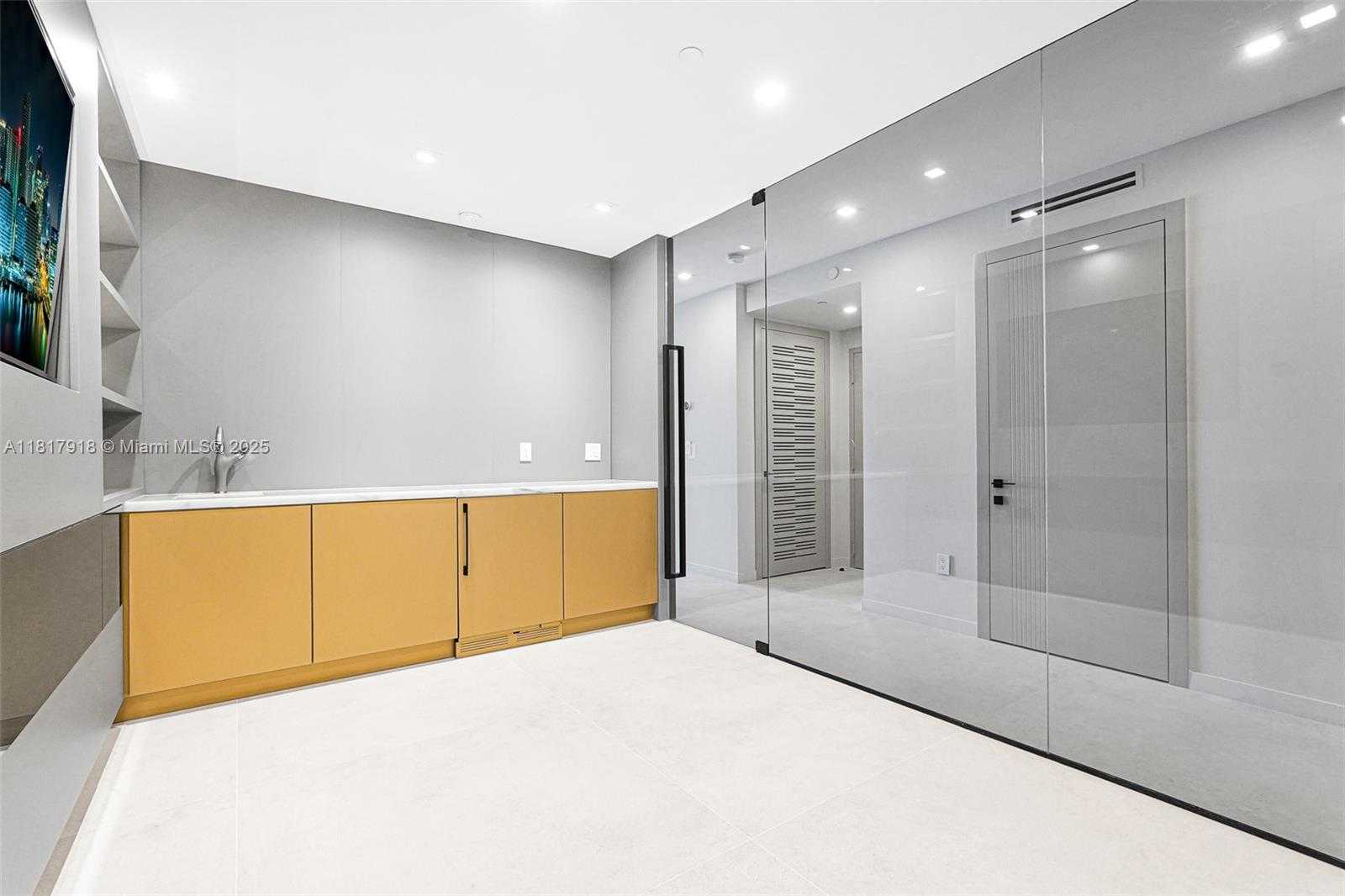 Small Image of 3535 SOUTH OCEAN DRIVE #1003, Hollywood Number 27
