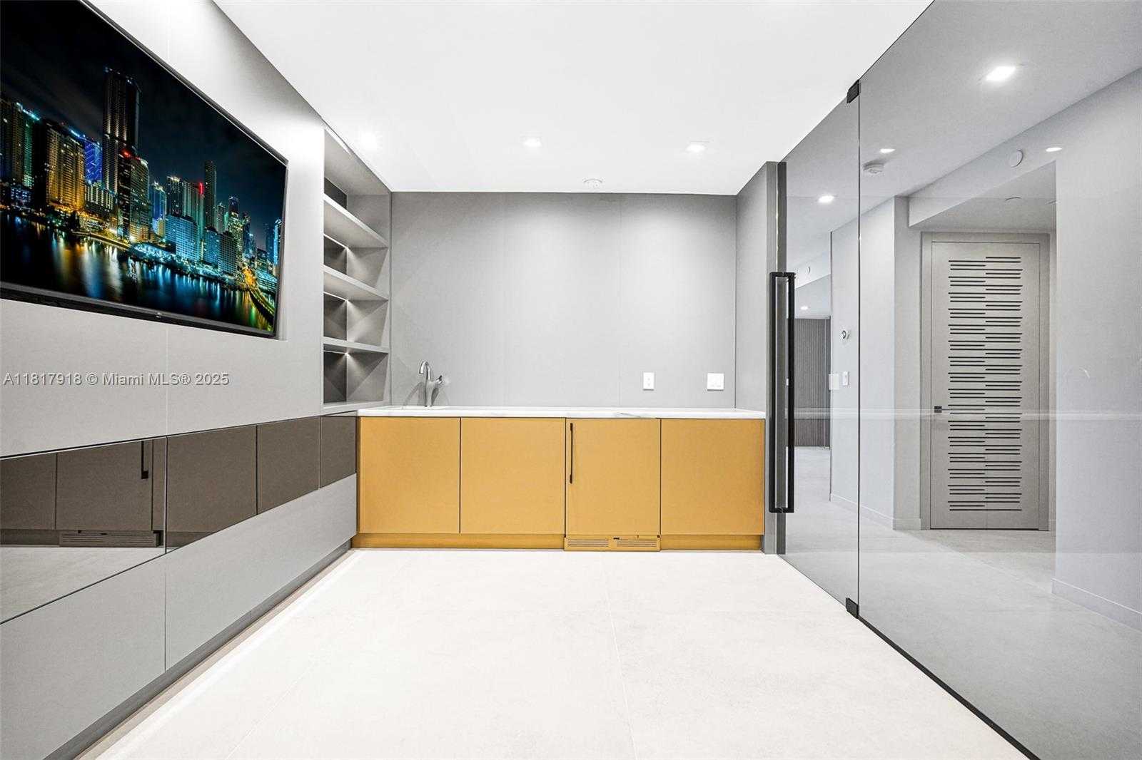 Small Image of 3535 SOUTH OCEAN DRIVE #1003, Hollywood Number 28