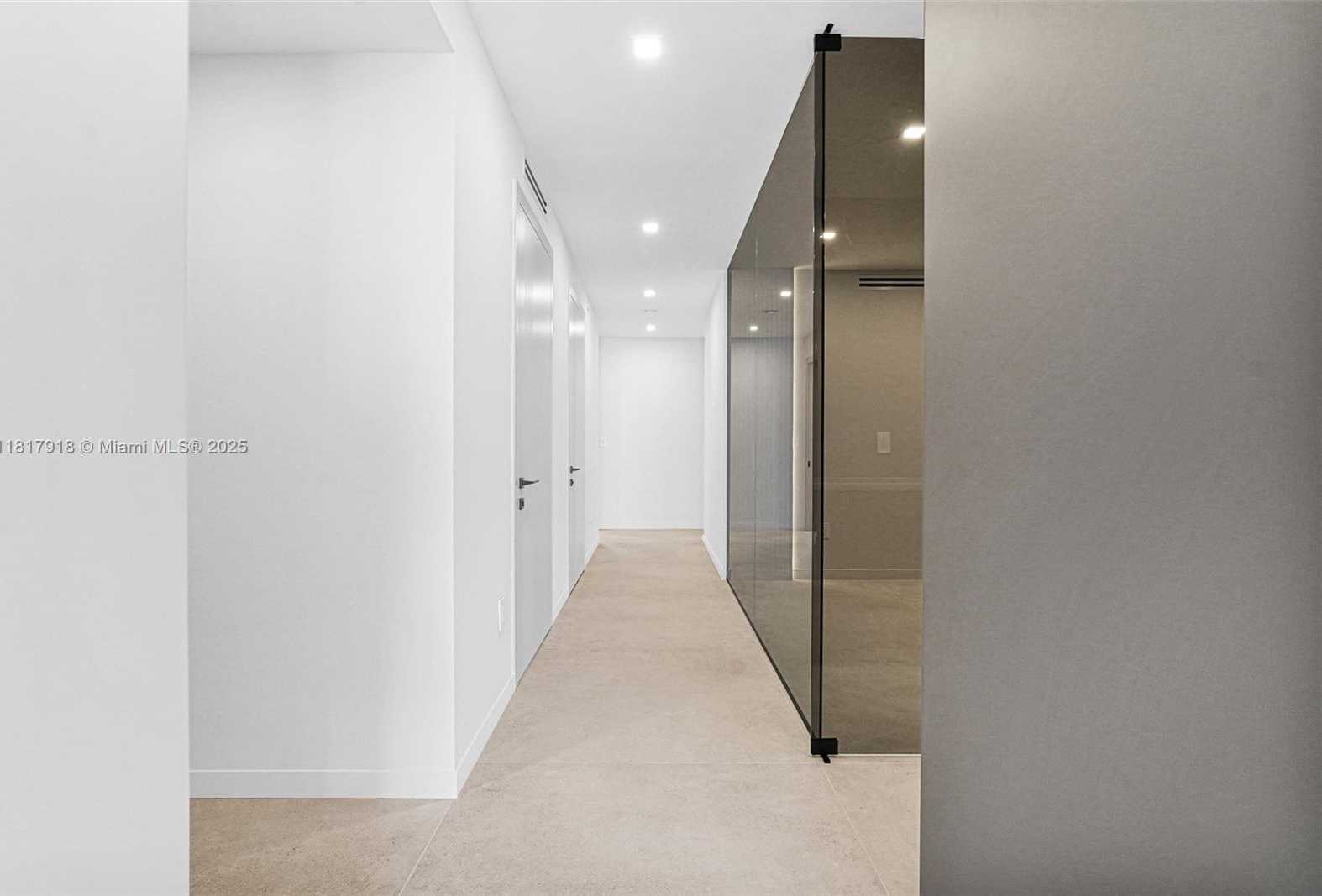 Small Image of 3535 SOUTH OCEAN DRIVE #1003, Hollywood Number 29