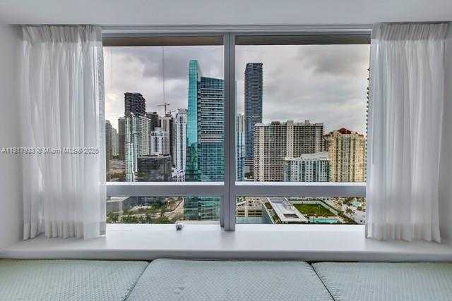 Small Image of 1435 BRICKELL AVE #3011, Miami Number 16