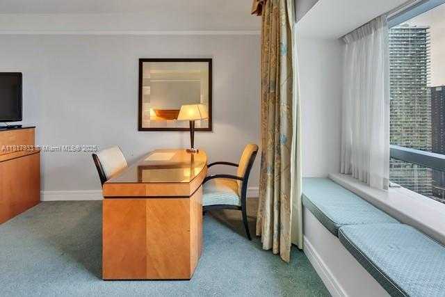 Small Image of 1435 BRICKELL AVE #3011, Miami Number 17