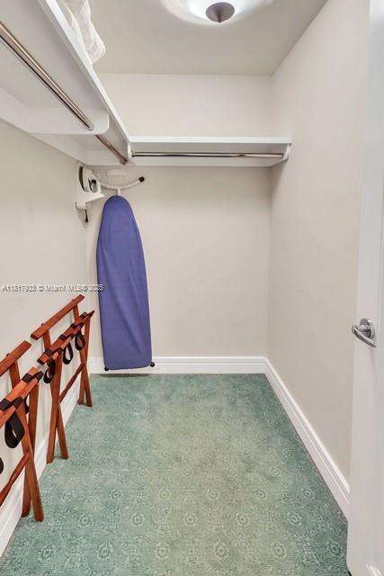 Small Image of 1435 BRICKELL AVE #3011, Miami Number 5