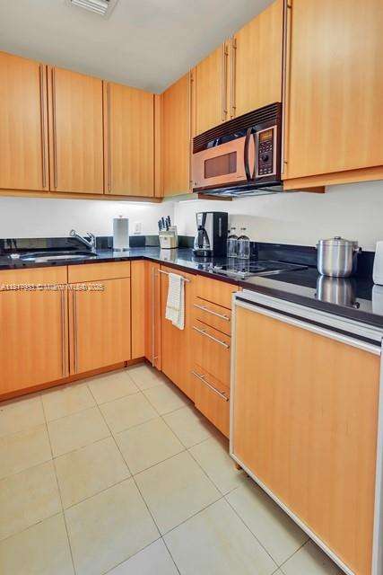 Small Image of 1435 BRICKELL AVE #3011, Miami Number 7