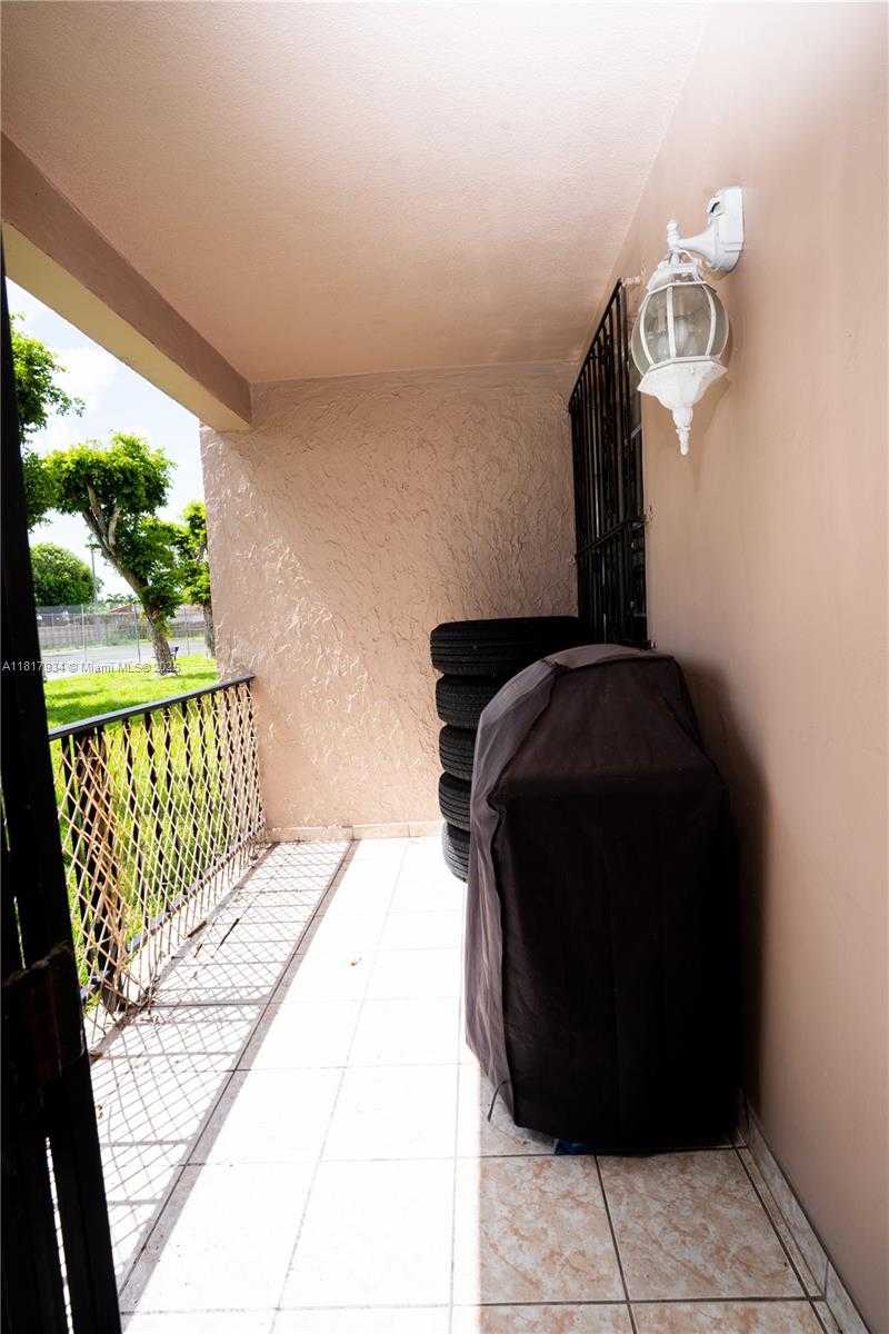 Small Image of 1900 WEST 68TH ST #C102, Hialeah Number 13