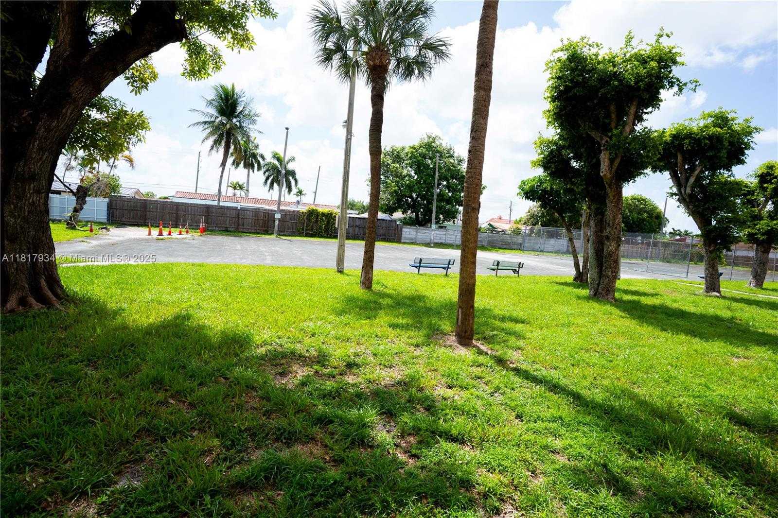 Small Image of 1900 WEST 68TH ST #C102, Hialeah Number 15