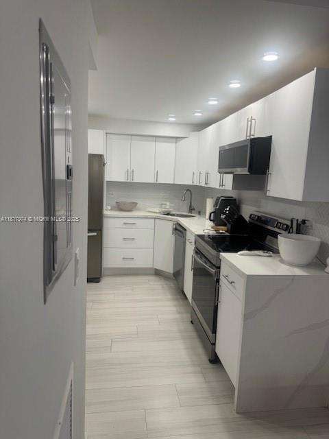 Small Image of 6039 COLLINS AVE #1516, Miami Beach Number 7