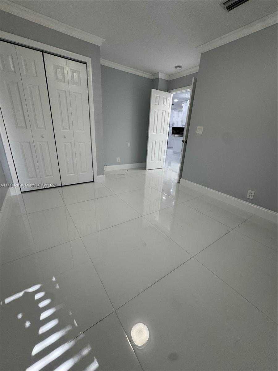 Small Image of 3364 NW 47th Ave, Coconut Creek, FL 33063, USA Number 24