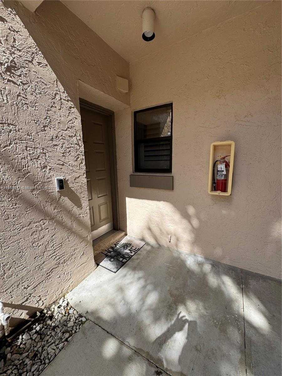 Small Image of 3364 NW 47th Ave, Coconut Creek, FL 33063, USA Number 3