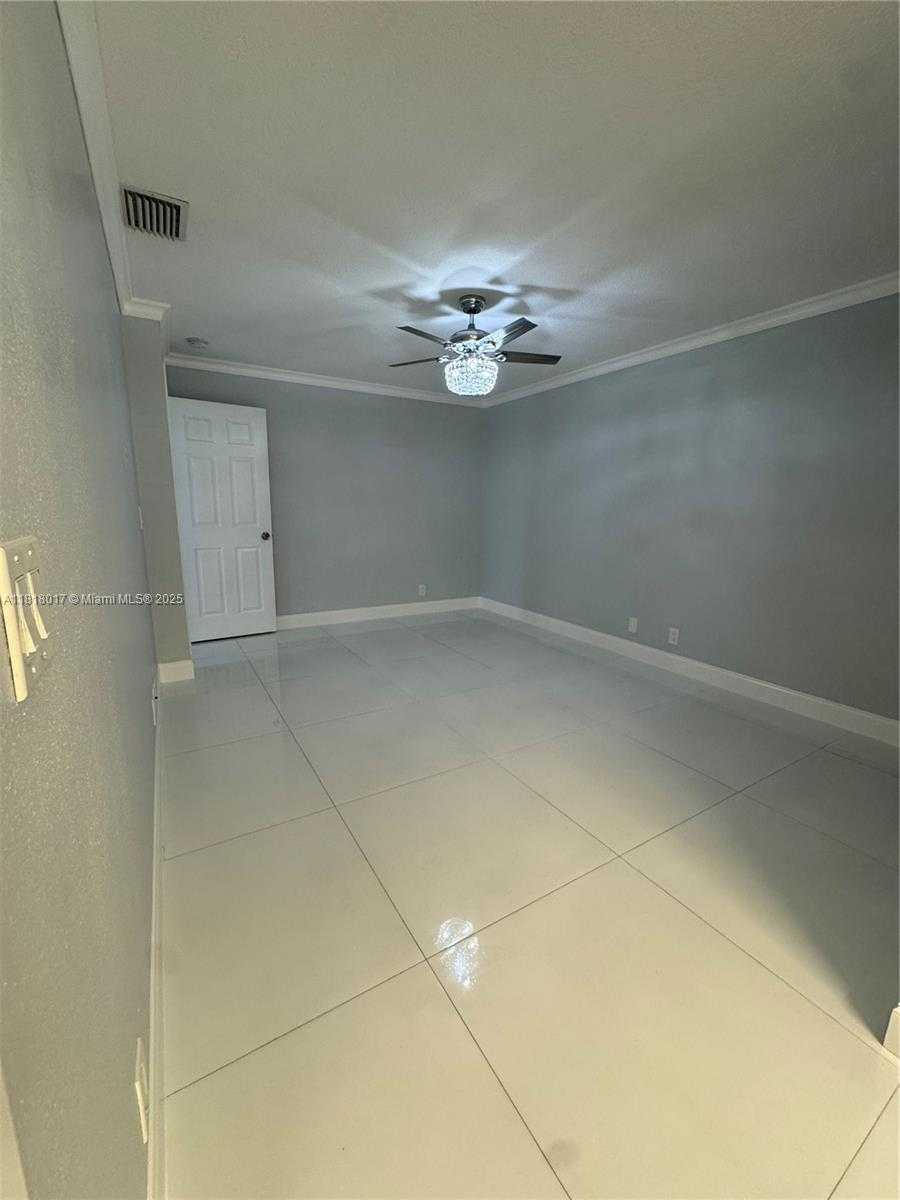 Small Image of 3364 NW 47th Ave, Coconut Creek, FL 33063, USA Number 30